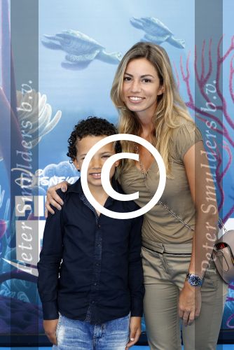 Amsterdam 22 juni 2016 
Premiere finding Dory in theater Amsterdam.
Christie Bokma met haar zoon