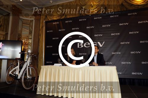 Amsterdam 14 juni 2016
Presentatie electrische fiets van het merk BESV met Estavana Polman. CEO Andy Su is ook aanwezig bij de presentatie in het Amstel Hotel.