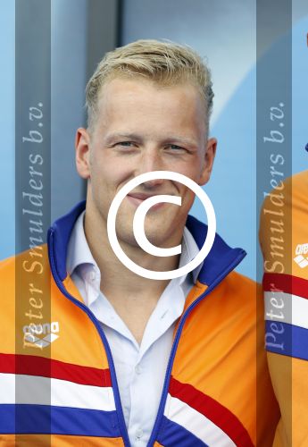 Amsterdam 22 juni 2016 
Premiere finding Dory in theater Amsterdam.
 Ferry Weertman met Marcel Wouda