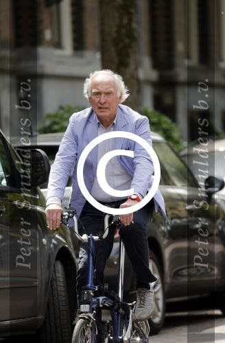 Amsterdam 10 jnuni 2016
Fred Oster op de fiets in A~msterdam zuid.