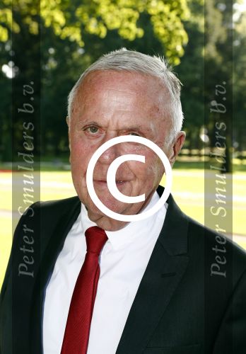 Haarzuilens 22 juni 2016
Haringparty op kasteel Haarzuilens. Harry Mens met trouwring