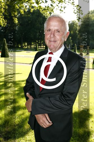 Haarzuilens 22 juni 2016
Haringparty op kasteel Haarzuilens. Harry Mens met trouwring