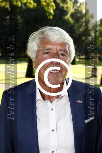 Haarzuilens 22 juni 2016
Haringparty op kasteel Haarzuilens. Klaas Wilting met zijn vrouw
