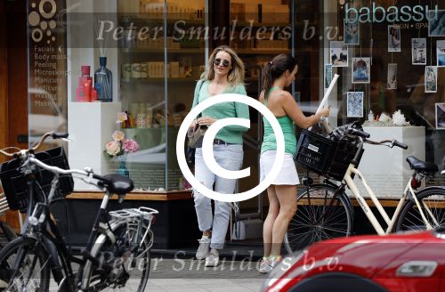 Amsterdam 22 juni 2016
Lieke v Lexmond heeft zich laten verwennen in de spa op de cornelis schuytstraat. Lieke trouwt komend weekend in italie.