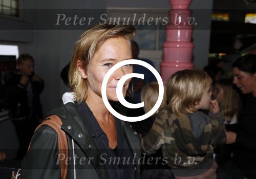 Amsterdam 20 juni 2016
Boekpresentatie Isa Hoes en Vlinder Kmaerling in het blauwe theehuis in het vondelpark.
Liesbeth kamerling