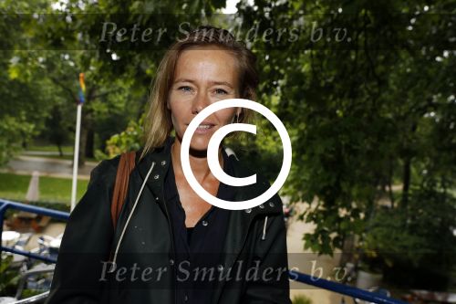 Amsterdam 20 juni 2016
Boekpresentatie Isa Hoes en Vlinder Kmaerling in het blauwe theehuis in het vondelpark.
Liesbeth kamerling