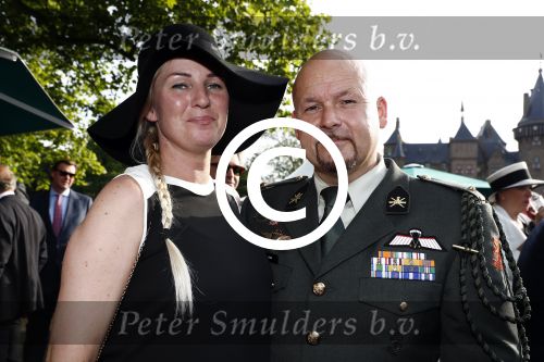 Haarzuilens 22 juni 2016
Haringparty op kasteel Haarzuilens. Marco Kroon met vrouw
