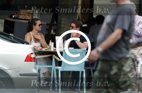 Amsterdam 7 juni 2016
Martijn Krabbe en zijn vriendin Noi Pakon op terras bij Loetje.