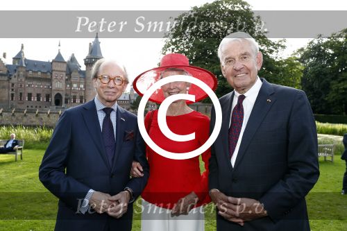 Haarzuilens 22 juni 2016
Haringparty op kasteel Haarzuilens. Jaap en Mary Rost Onnes