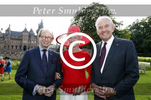 Haarzuilens 22 juni 2016
Haringparty op kasteel Haarzuilens. Jaap en Mary Rost Onnes