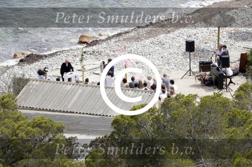 Ibiza 26 juni 2016
Nick en Kirsten Schilder trouwen op het strand van ses Boques ( es cubells) op ibiza.