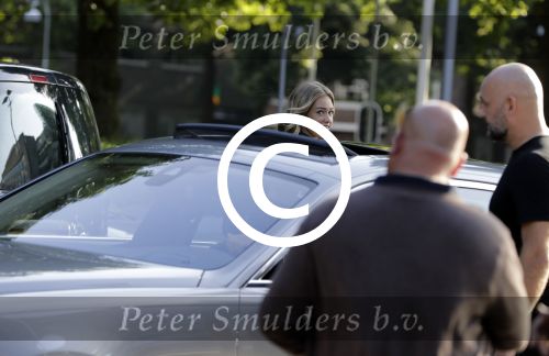 Amsterdam 24 juni 2016
Dance4life gala in het Hilton hotel. Afrojack kwam met Sharon Pieksma in zijn rolls Royce Gost van ruim 400.00 euro