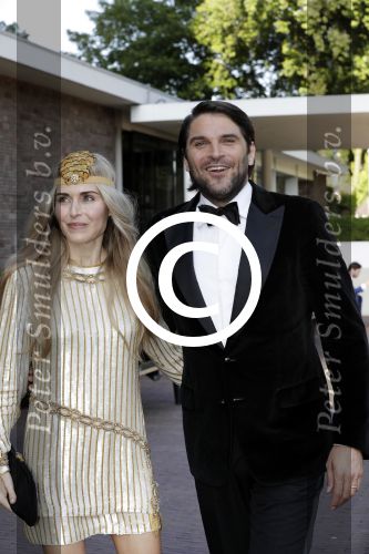 Amsterdam 24 juni 2016
Dance4life gala in het Hilton hotel. Xander de Buisonje met zijn vrouw Sophie