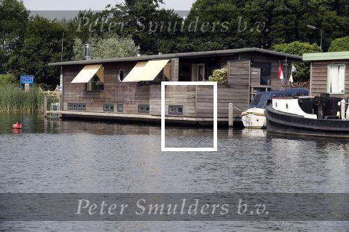 Loenen aan de Vecht 15 juni 2018
Woonark Aad v d Heuvel.