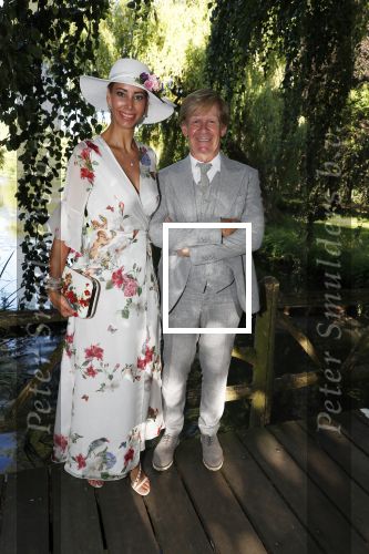 Haarzuilens 20 juni 2018
Haringparty op kasteel de Haar. Addy v d Krommenacker