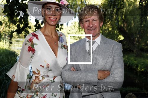Haarzuilens 20 juni 2018
Haringparty op kasteel de Haar. Addy v d Krommenacker