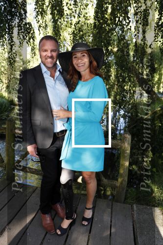 Haarzuilens 20 juni 2018
Haringparty op kasteel de Haar. Bibian Mentel met man
