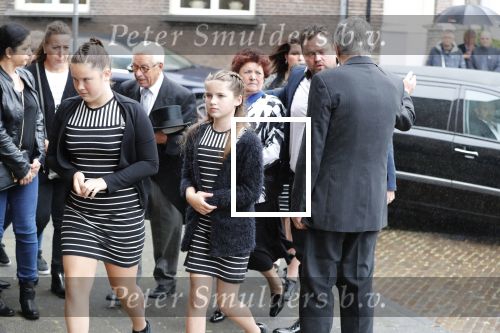 Tiel 18 juni 2018
Begrafenis vader Frans Duijts. Frans met vrouw kinderen en moeder