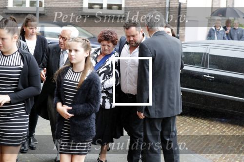 Tiel 18 juni 2018
Begrafenis vader Frans Duijts. Frans met vrouw kinderen en moeder
