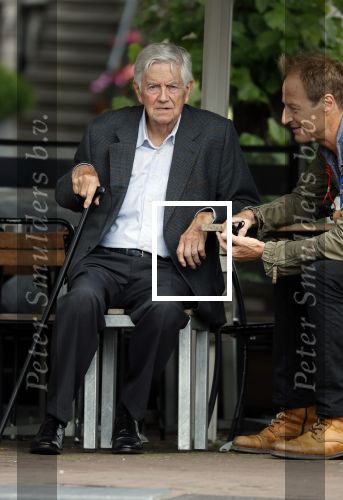 Amsterdam 19 juni 2018
Frits Bolkestein met zijn vrouw Femke Boersma op terras en op de utrechtsestraat.