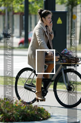 Amsterdam 20 juni 2018
Halina Reijn vertrekt met fiets na bezoek aan Lassus tandartsen.