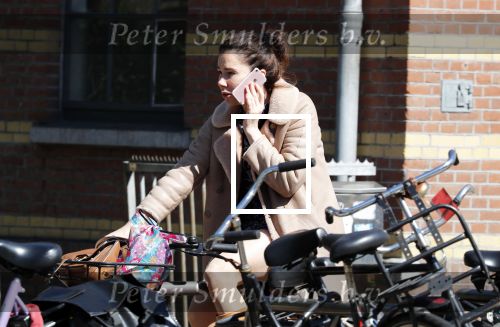 Amsterdam 20 juni 2018
Halina Reijn vertrekt met fiets na bezoek aan Lassus tandartsen.