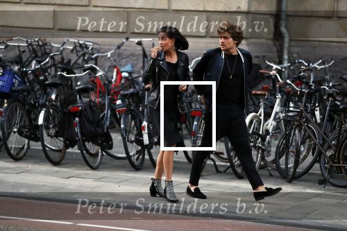 Amsterdam 11 juni 2018
Holly Brood en haar Vriend Soy Kroon dansend op straat