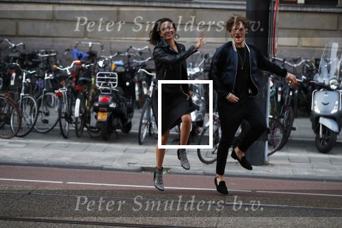 Amsterdam 11 juni 2018
Holly Brood en haar Vriend Soy Kroon dansend op straat