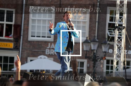 Amersfoort 20 juni 2018
Muziekfeest op het plein in Amersfoort. AVRO/TROS zenden het uit. Jan Paparazzi