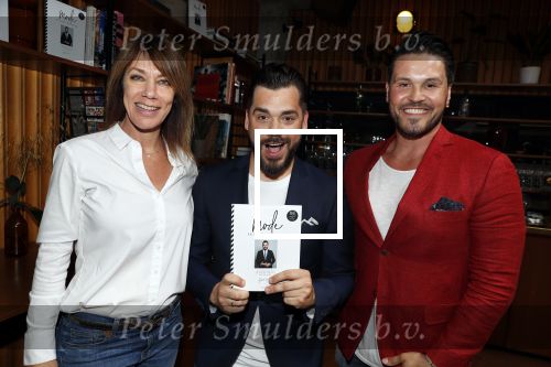 Amsterdam 12 juni 2018
Boekpresentatie Janice . janice met partner en manager Selena Visser