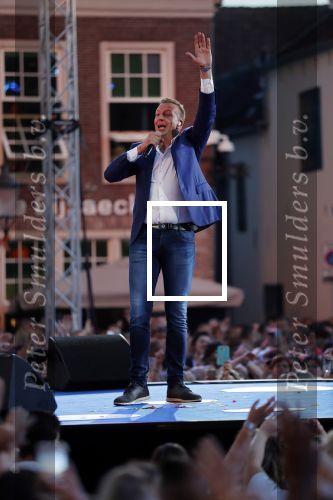 Amersfoort 20 juni 2018
Muziekfeest op het plein in Amersfoort. AVRO/TROS zenden het uit. Jannes