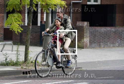 Amsterdam 15 juni 2018
Johan Neijenhuis met dochter op de fiets.