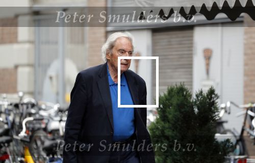 Amsterdam 20 juni 2018
Joop v Zijl op straat in Amsterdam zuid.