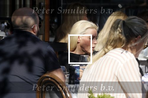 Amsterdam 18 april 2018
Judith osborn met (een) vriend op etrras bij George.