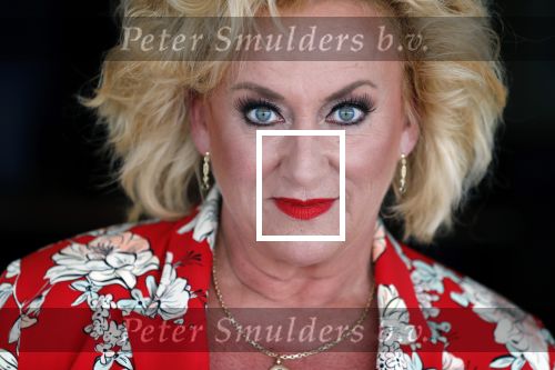 Muiden 18 juni 2018
UITREIKING COSMOQUEEN AWARD 2018 AAN KARIN BLOEMEN EN MARJOLEIN DE JONG door Anita Witzier.
