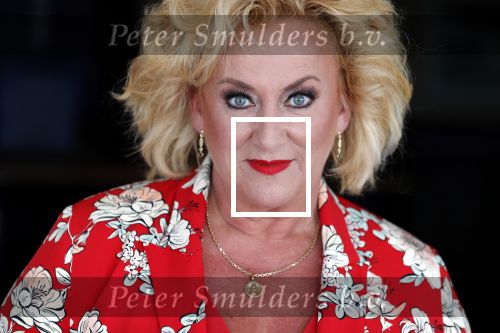 Muiden 18 juni 2018
UITREIKING COSMOQUEEN AWARD 2018 AAN KARIN BLOEMEN EN MARJOLEIN DE JONG door Anita Witzier.