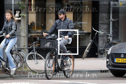 Amsterdam 21 juni 2018
Mari v d Ven op de pc hooftstraat.