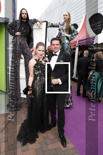 Amsterdam 16 juni 2018
Amsterdam diner in afas live (HMH). Nikkie Plessen met partner Ruben Bontekoe
