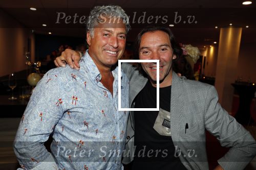 Rotterdam 18 juni 2018
Society lunch op vliegveld Rotterdam. Oesterkoning Guido