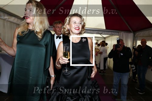 Amsterdam 16 juni 2018
Amsterdam diner in afas live (HMH). Prinses Mabel met haar zus .
