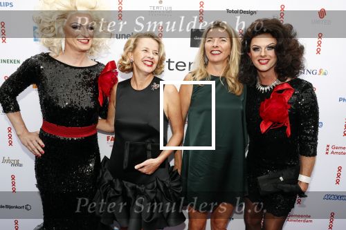 Amsterdam 16 juni 2018
Amsterdam diner in afas live (HMH). Prinses Mabel met haar zus .