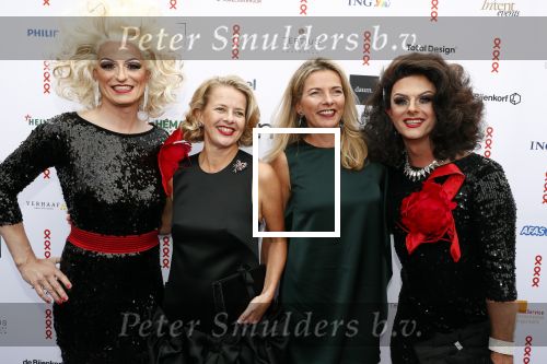 Amsterdam 16 juni 2018
Amsterdam diner in afas live (HMH). Prinses Mabel met haar zus .