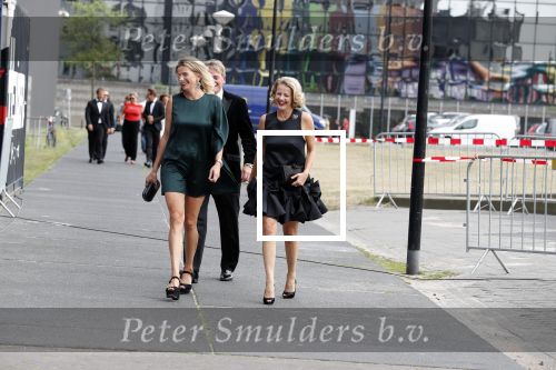 Amsterdam 16 juni 2018
Amsterdam diner in afas live (HMH). Prinses Mabel met haar zus .