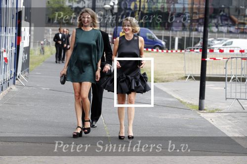 Amsterdam 16 juni 2018
Amsterdam diner in afas live (HMH). Prinses Mabel met haar zus .