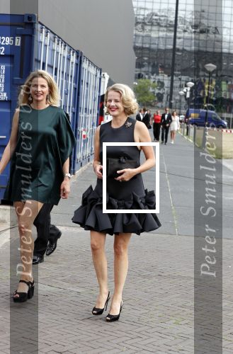 Amsterdam 16 juni 2018
Amsterdam diner in afas live (HMH). Prinses Mabel met haar zus .