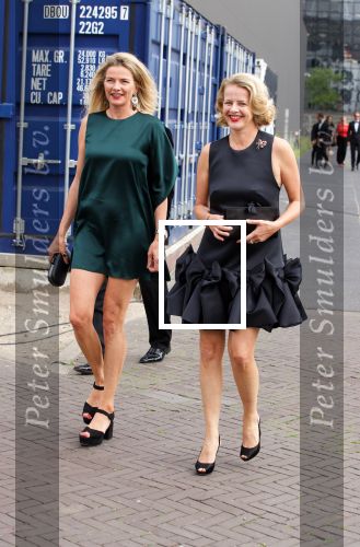 Amsterdam 16 juni 2018
Amsterdam diner in afas live (HMH). Prinses Mabel met haar zus .