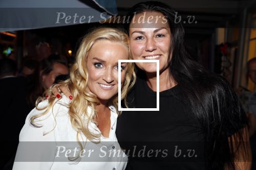 Amersfoort 20 juni 2018
Muziekfeest op het plein in Amersfoort. AVRO/TROS zenden het uit. Samantha Steenwijk met partner