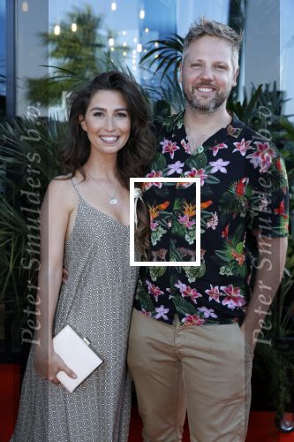 Amsterdam 5 juni 2018
Premiere Jurassic world in het amsterdam theater. Xelly Cabau v Kasbergen met vriend en een vriendin