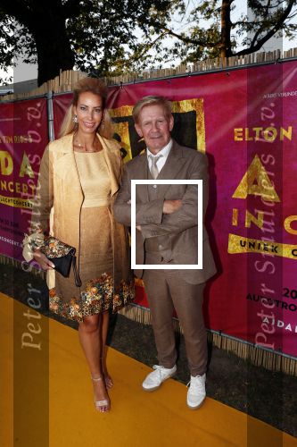 Rosmalen 20 juni 2019
Premiere Aida in het autotron . Addy v d Krommenacker kwam met zijn partner