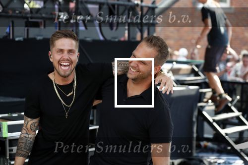 Waalwijk 26 juni 2019
Tros muziekfeest op het plein in Waalwijk.Andre Hazes met manager Sjoerd